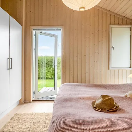 Cozy In Nakskov With Kitchen Knubbelokke